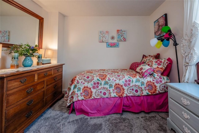 bedroom with carpet