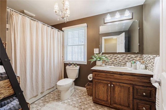 full bath with toilet, tasteful backsplash, baseboards, a chandelier, and vanity