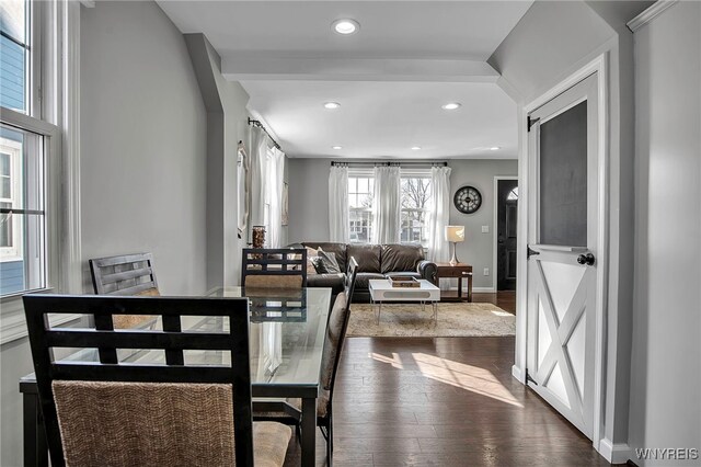 dining area with recessed lighting, baseboards, and dark wood-style flooring