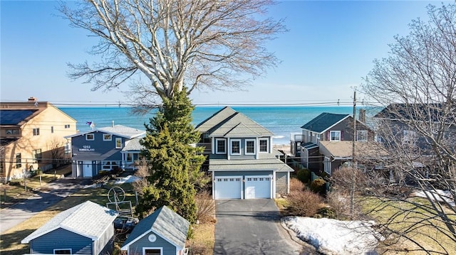 water view featuring a residential view