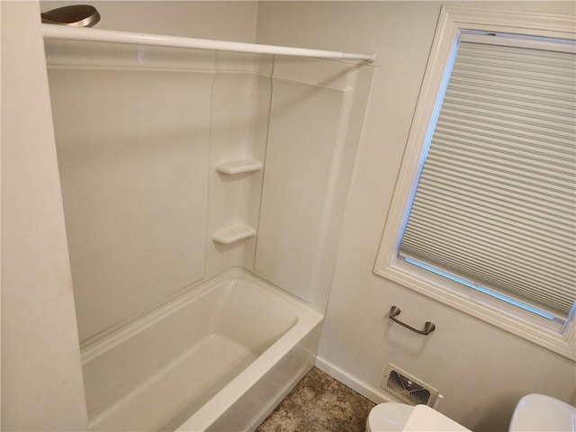 full bathroom featuring toilet, baseboards, and visible vents