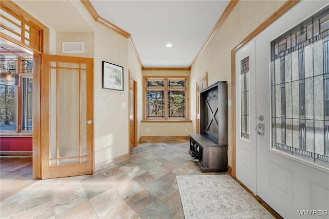 foyer entrance with recessed lighting, baseboards, visible vents, and ornamental molding