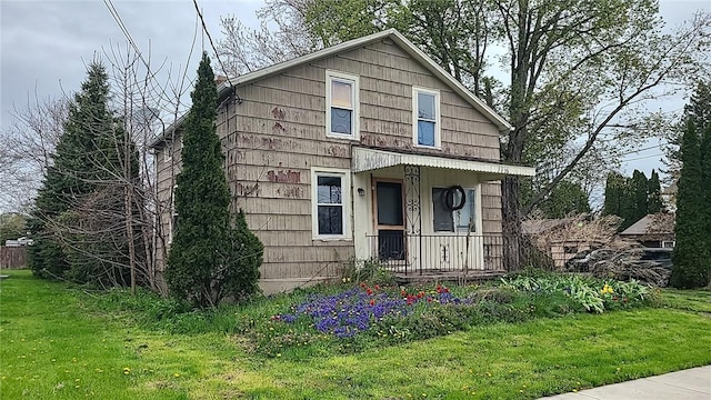 13 E Albion St, Murray, NY 14470 - view of front of house featuring a front yard
