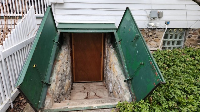 exterior details featuring a bulkhead entry