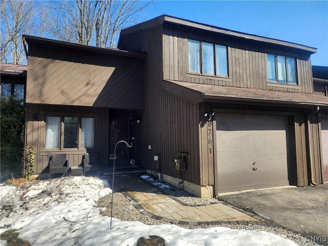 view of front of house with an attached garage