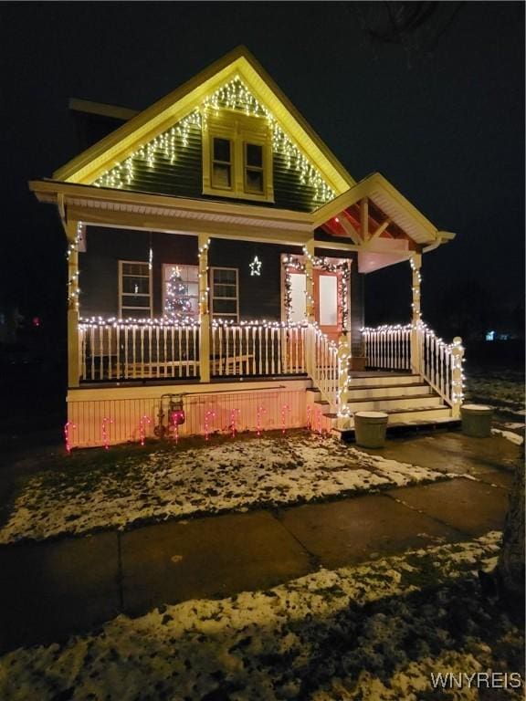 view of front facade with covered porch