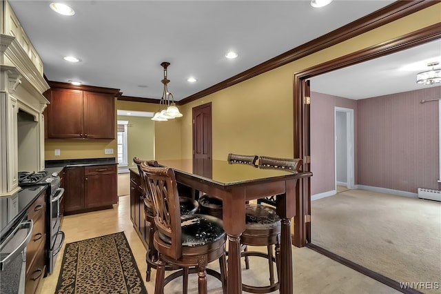 dining area with baseboards, recessed lighting, light carpet, crown molding, and baseboard heating