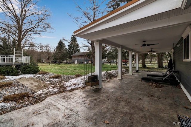 view of patio / terrace with ceiling fan