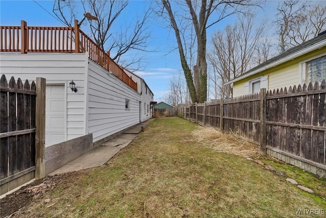 view of yard featuring a fenced backyard