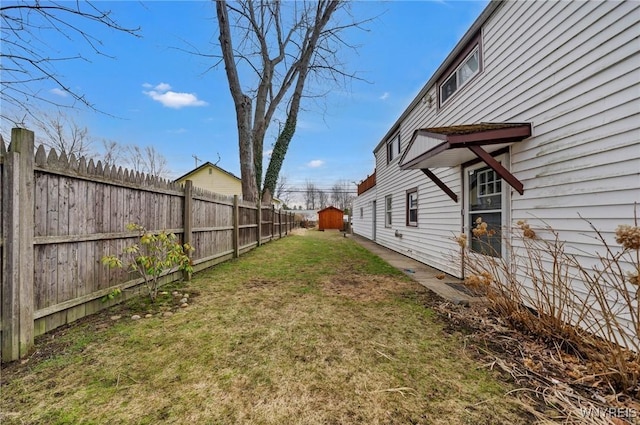 view of yard with fence