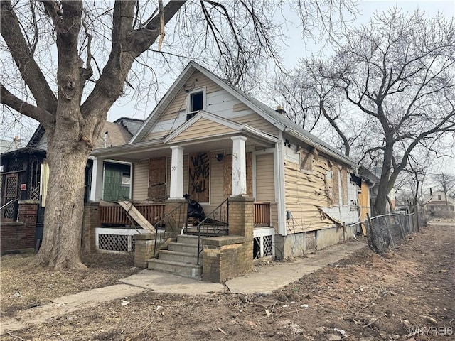 view of front of home featuring covered porch