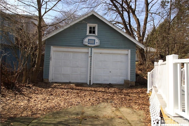 view of detached garage