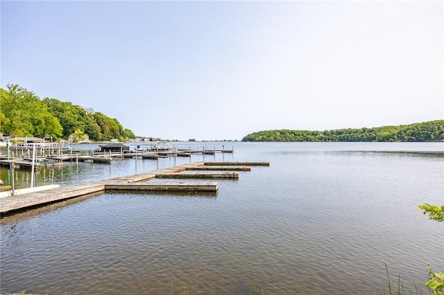662 Seneca Rd, Irondequoit, NY 14622