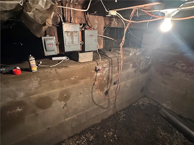 7 Hedgehog Ln, Bradford-Town, PA 16701 - view of utility room