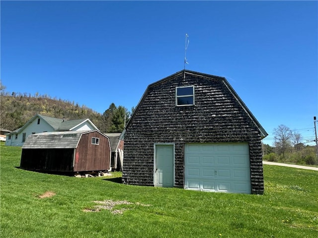 7 Hedgehog Ln, Bradford-Town, PA 16701 - garage with a garage and a storage unit