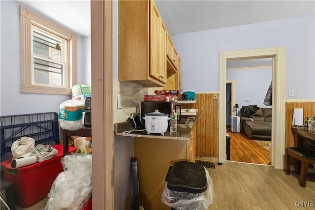 809 Oswego St, Utica, NY 13502 - photo 20