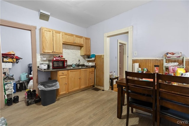 809 Oswego St, Utica, NY 13502 - photo 24