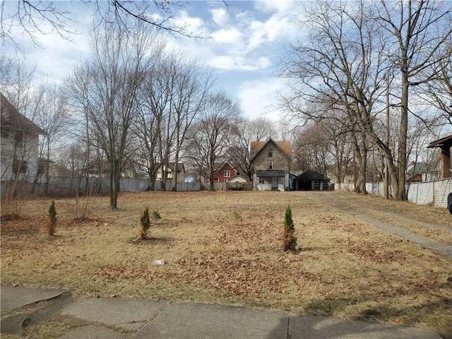 1219 Lake St, Elmira-City, NY 14901 - view of yard with fence