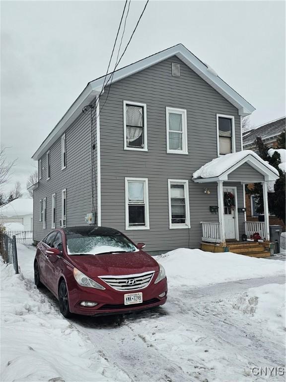406 S George St, Rome-Inside, NY 13440 - view of front of home featuring fence