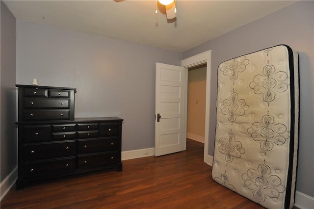 331 W Washington Ave, Elmira-City, NY 14901 - bedroom featuring ceiling fan, dark wood-type flooring, and baseboards