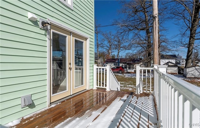 806 Clifford Ave, Vienna, NY 13157 - view of snow covered deck