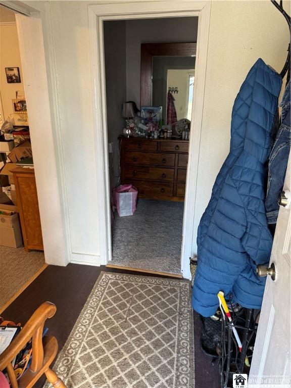 48 Thayer St, Jamestown, NY 14701 - view of corridor