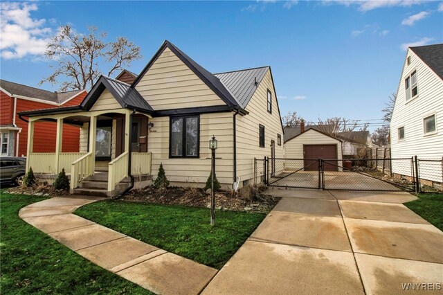 bungalow-style house with a gate, a porch, fence, an outdoor structure, and metal roof