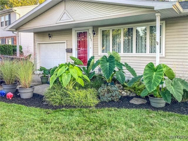 view of front of home featuring an attached garage