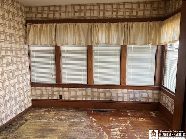 213 S Clinton St, Olean-City, NY 14760 - interior space featuring visible vents