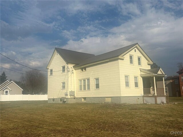 140 Riverside Dr, Utica, NY 13502 - view of home's exterior featuring a porch