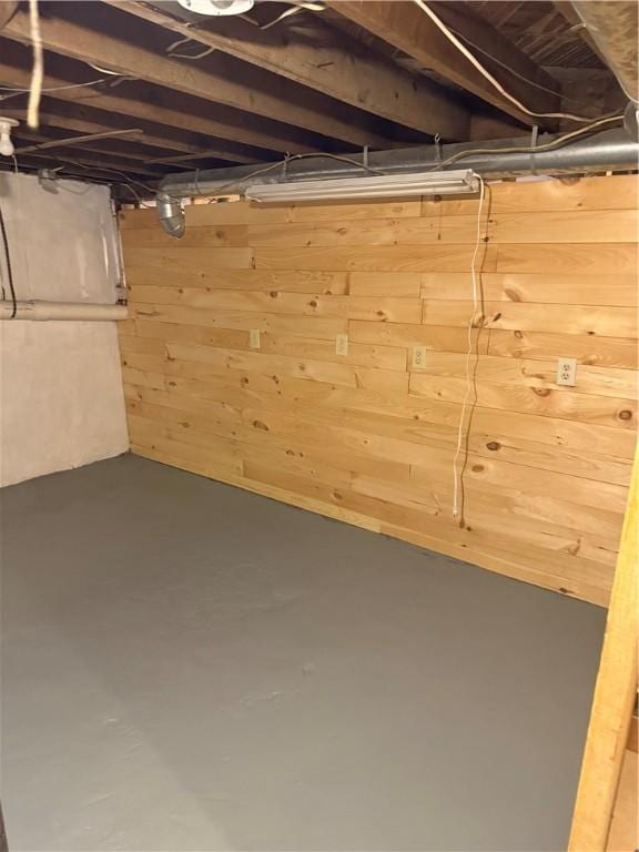 507 W Hudson St, Elmira-City, NY 14904 - unfinished below grade area featuring wooden walls