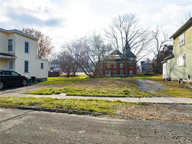 229 S Canal St, Lenox, NY 13032