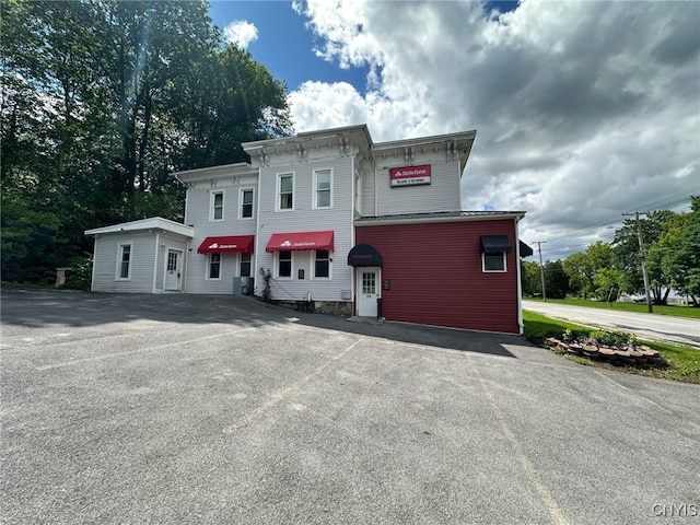 205 W Main St, German Flatts, NY 13357 - view of front of house