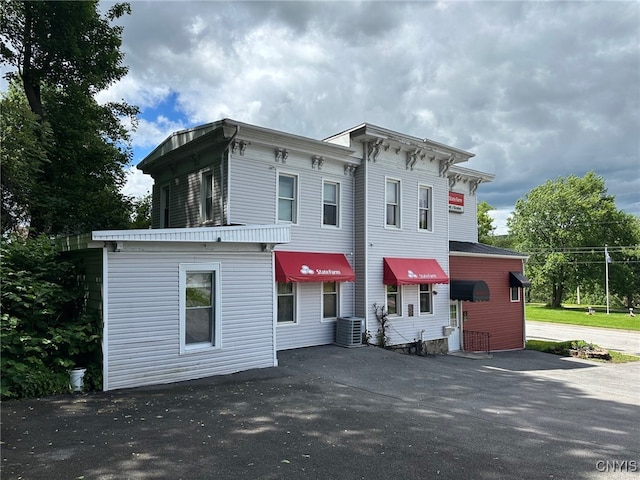 205 W Main St, German Flatts, NY 13357 - view of front of home featuring central AC and driveway