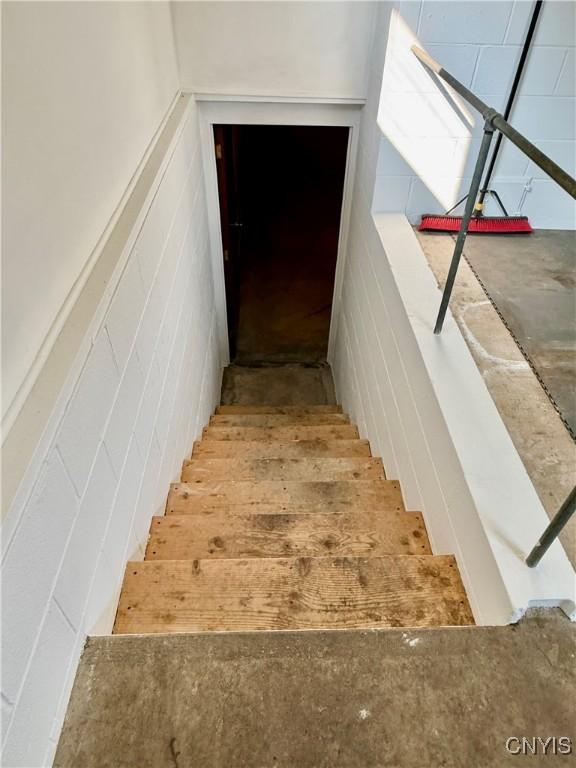 4062 Port St, Richland, NY 13142 - view of staircase