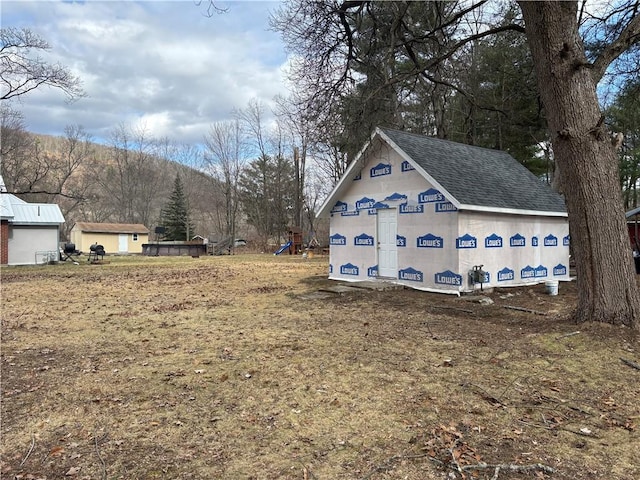 12 Fernwood Ave, Big Flats, NY 14905 - view of yard with an outdoor structure