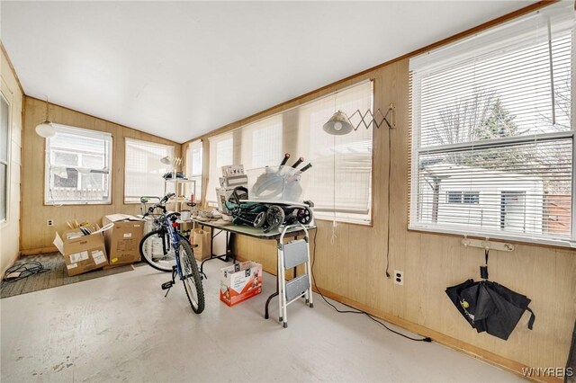 2486 Willow Ave, Niagara Falls, NY 14305 - view of sunroom / solarium