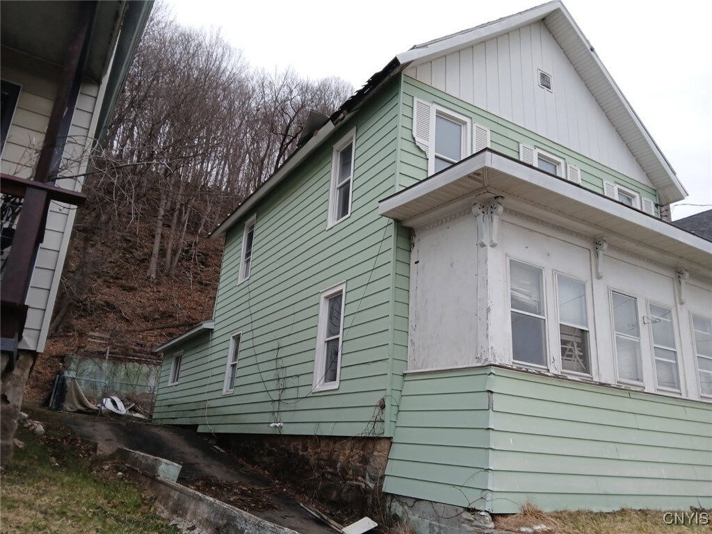 216 Loomis St, Little Falls-City, NY 13365 - photo 2