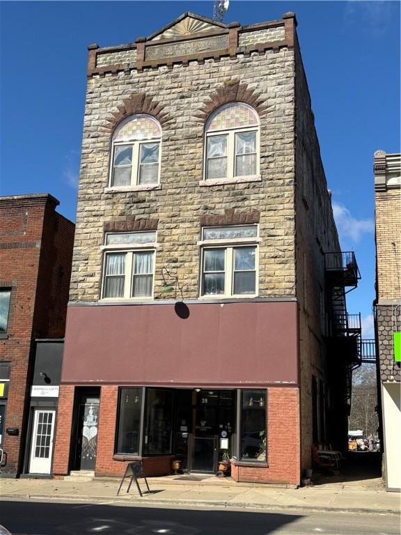 39 N Fraley St, Kane Boro, PA 16735 - view of building exterior