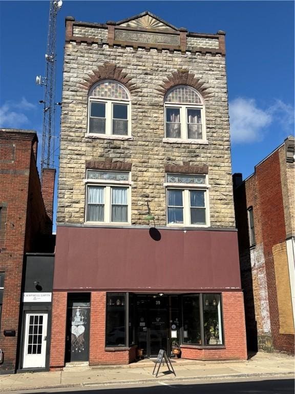39 N Fraley St, Kane Boro, PA 16735 - view of building exterior