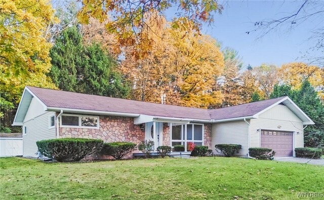 327 Hillside Dr, Whitestown, NY 13424 - photo 3