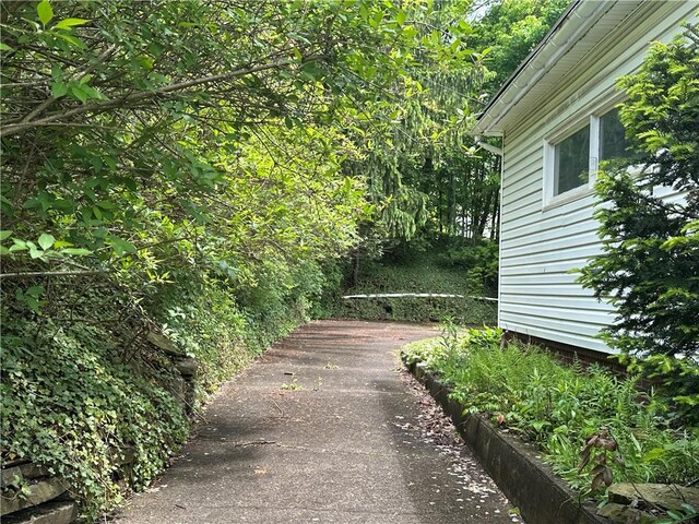 174 N Bennett St, Bradford City, PA 16701 - photo 3