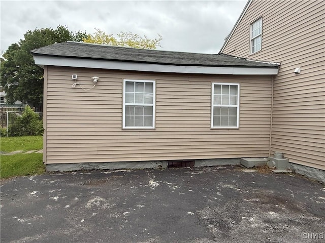 318 Academy St, Watertown-City, NY 13601 - view of side of property
