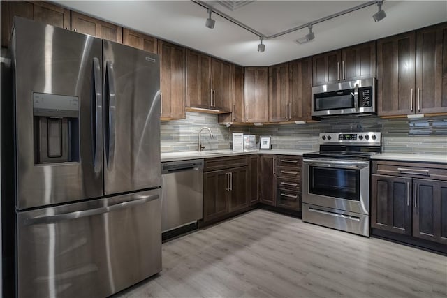 205 Lakeshore Dr Unit 516, Canandaigua-City, NY 14424 - photo 8