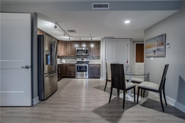 205 Lakeshore Dr Unit 516, Canandaigua-City, NY 14424 - photo 9