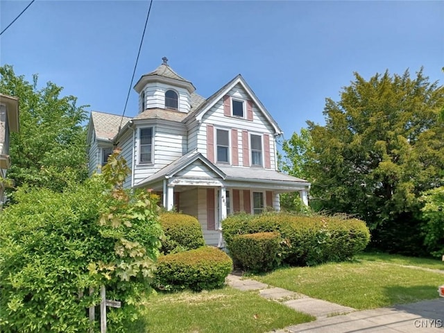 482 Roe Ave, Elmira-City, NY 14901 - victorian house with a front yard