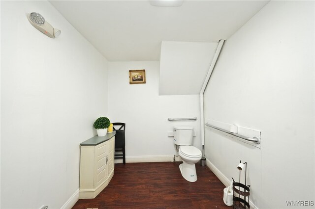894 Tonawanda St, Buffalo, NY 14207 - bathroom featuring toilet, baseboards, and wood finished floors