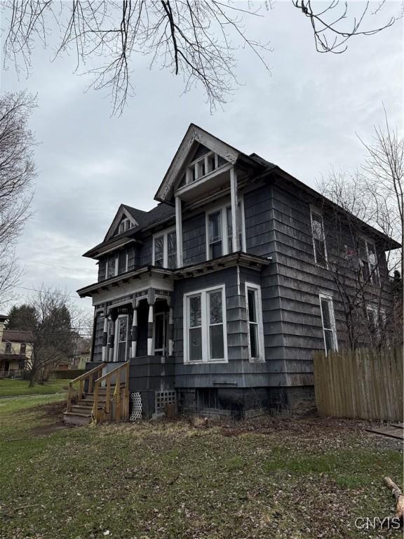 620 Court St, Syracuse, NY 13208 - view of front facade