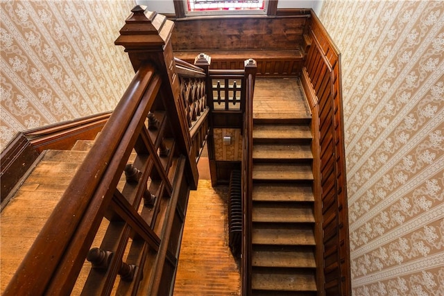 24 W 2nd St, Corning-City, NY 14830 - stairway featuring wallpapered walls