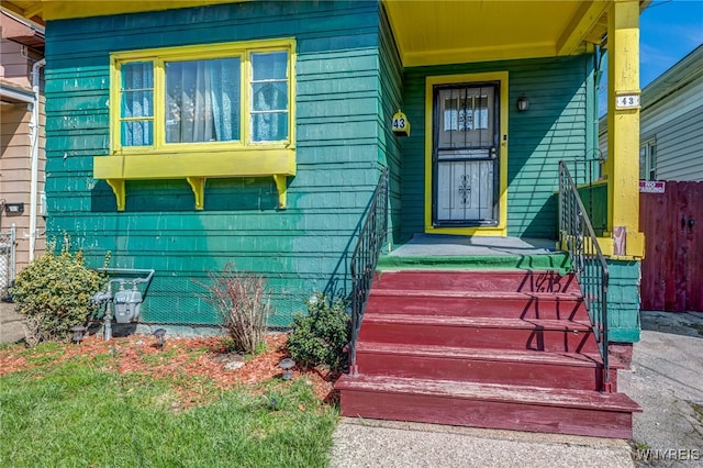 43 Freund St, Buffalo, NY 14211 - view of entrance to property